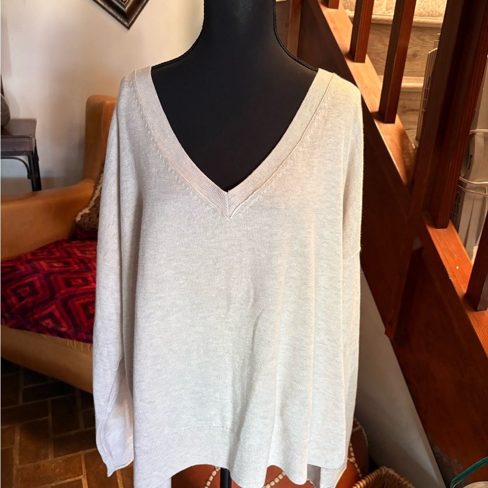 Lucky Brand Elegant V-Neck Cream Sweater